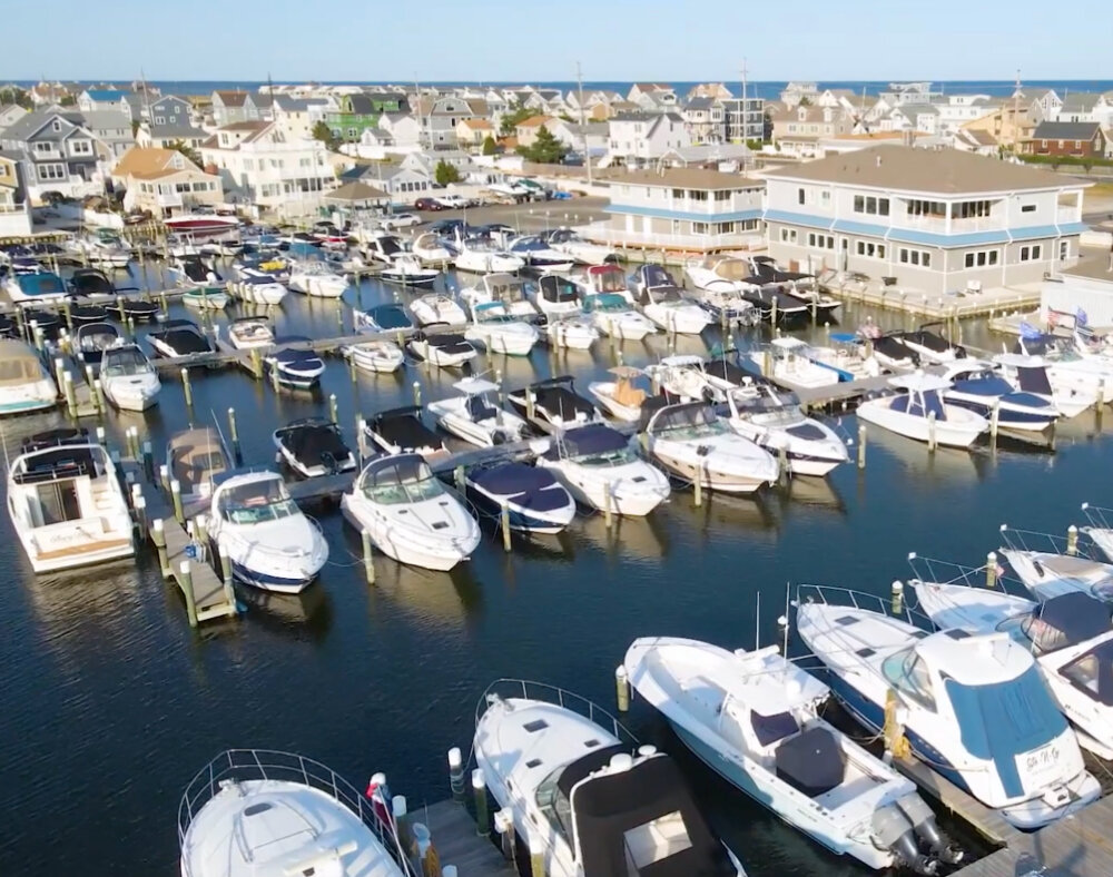 harbour yacht club and marina