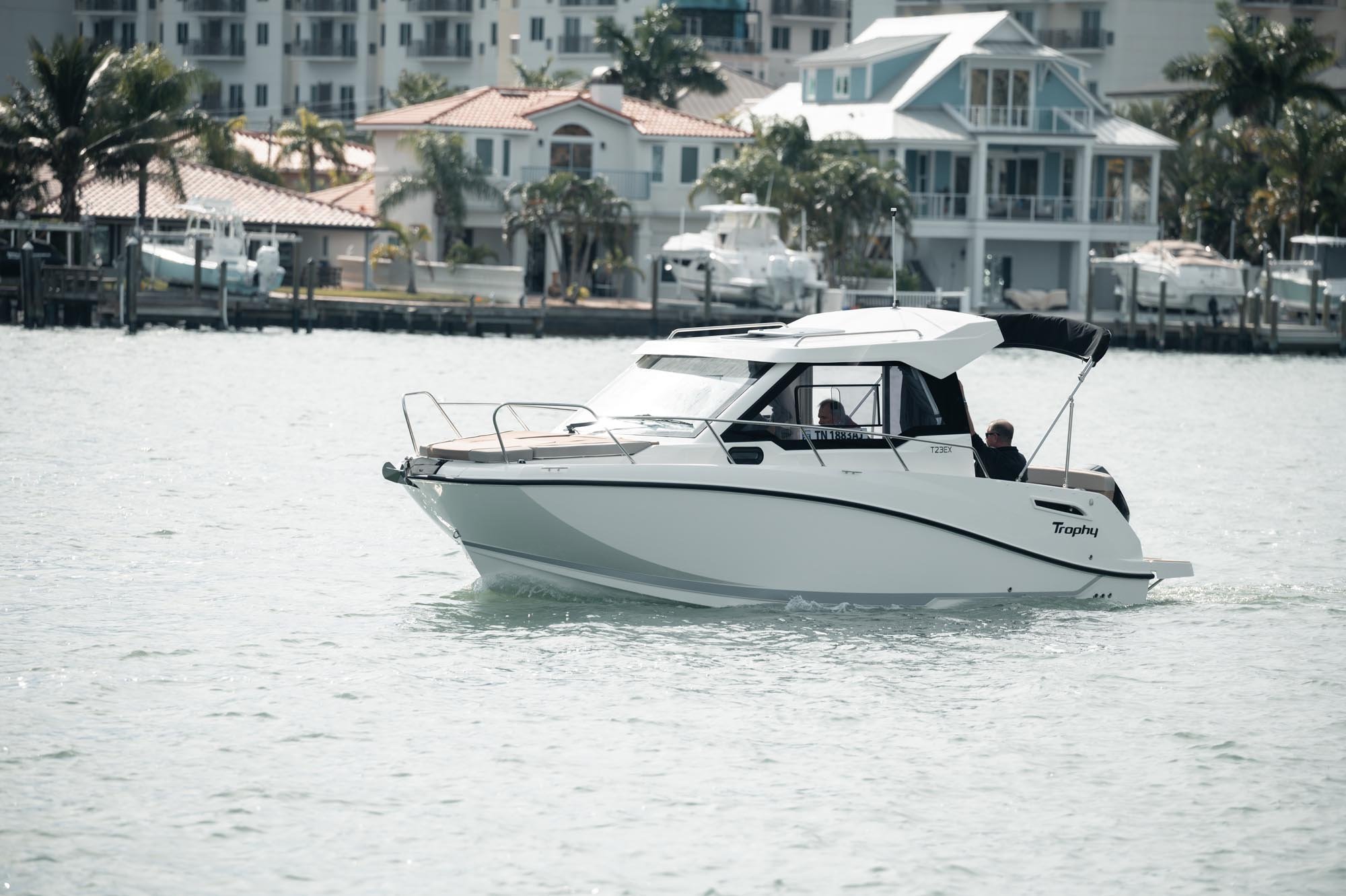 2024 T23 Explorer 4 Stroke (225 HP)