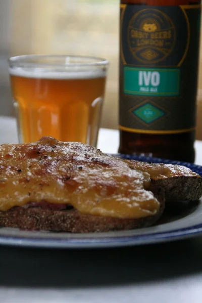 Enjoy your rarebit with a glass of pale ale, like Orbit Beer London's IVO