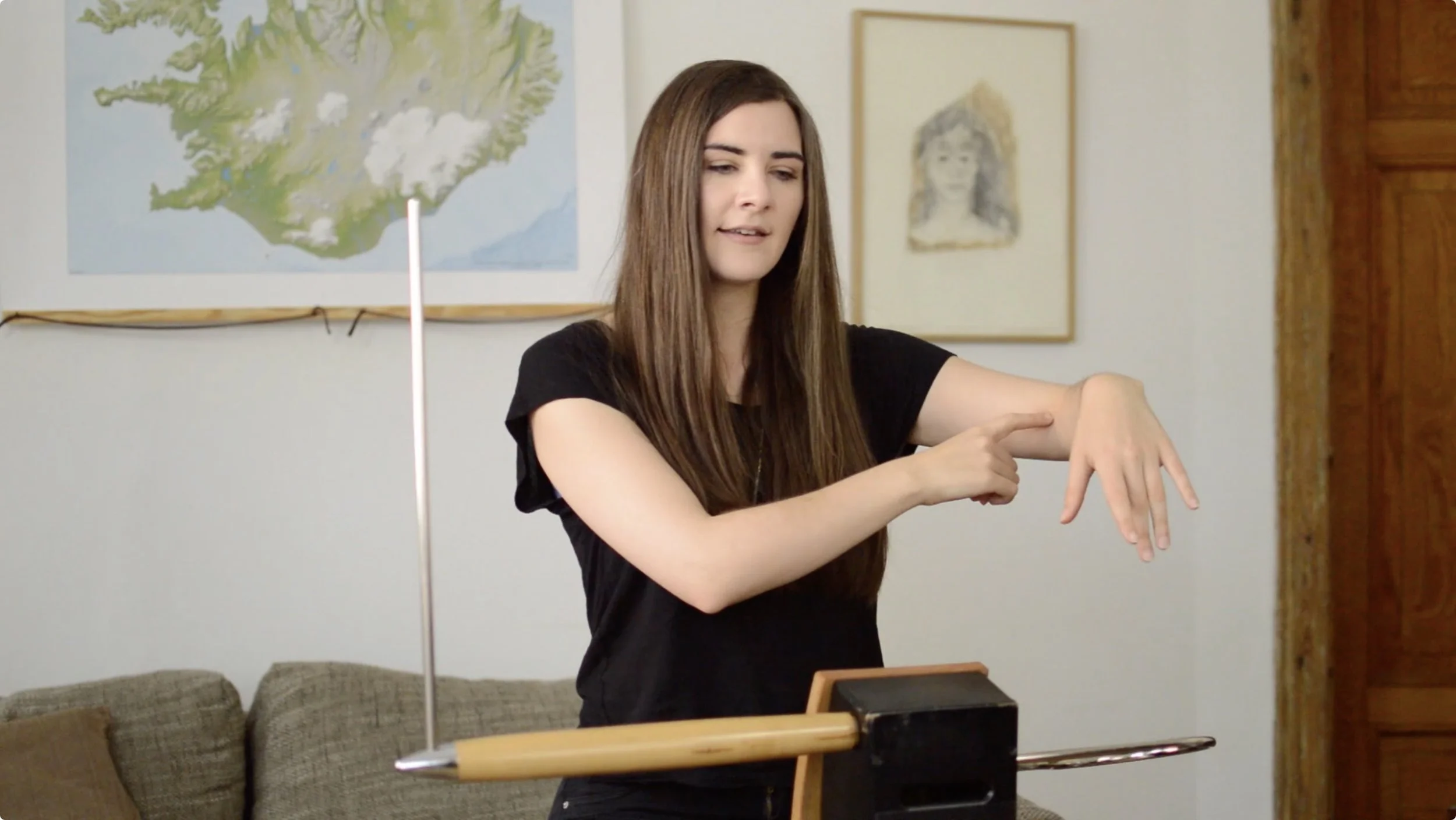 Theremin Method — Carolina Eyck