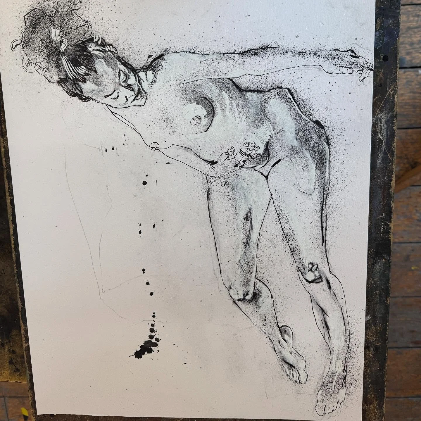 30min from life @sussexcountyartsclub 
.
.
#artscouncilcollection #aceagrams #dycp #alexharrapstudio #lifedrawing