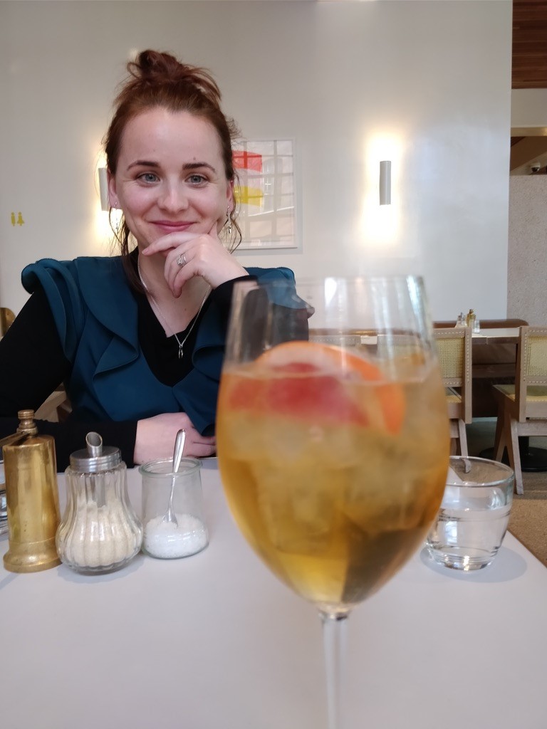 Chef Ali eyeing up my elderflower and ginseng spritz