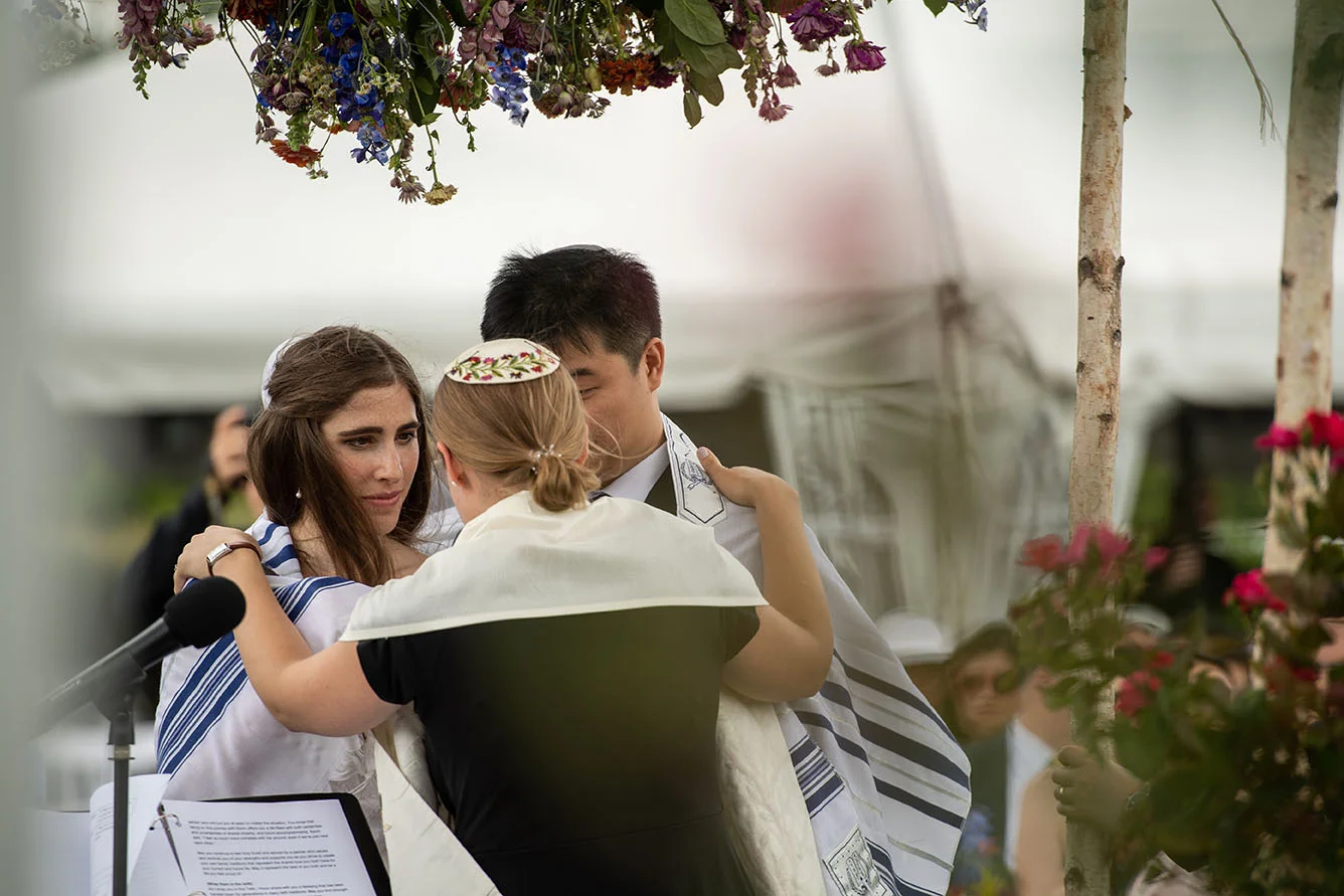 amy-officiant.jpg