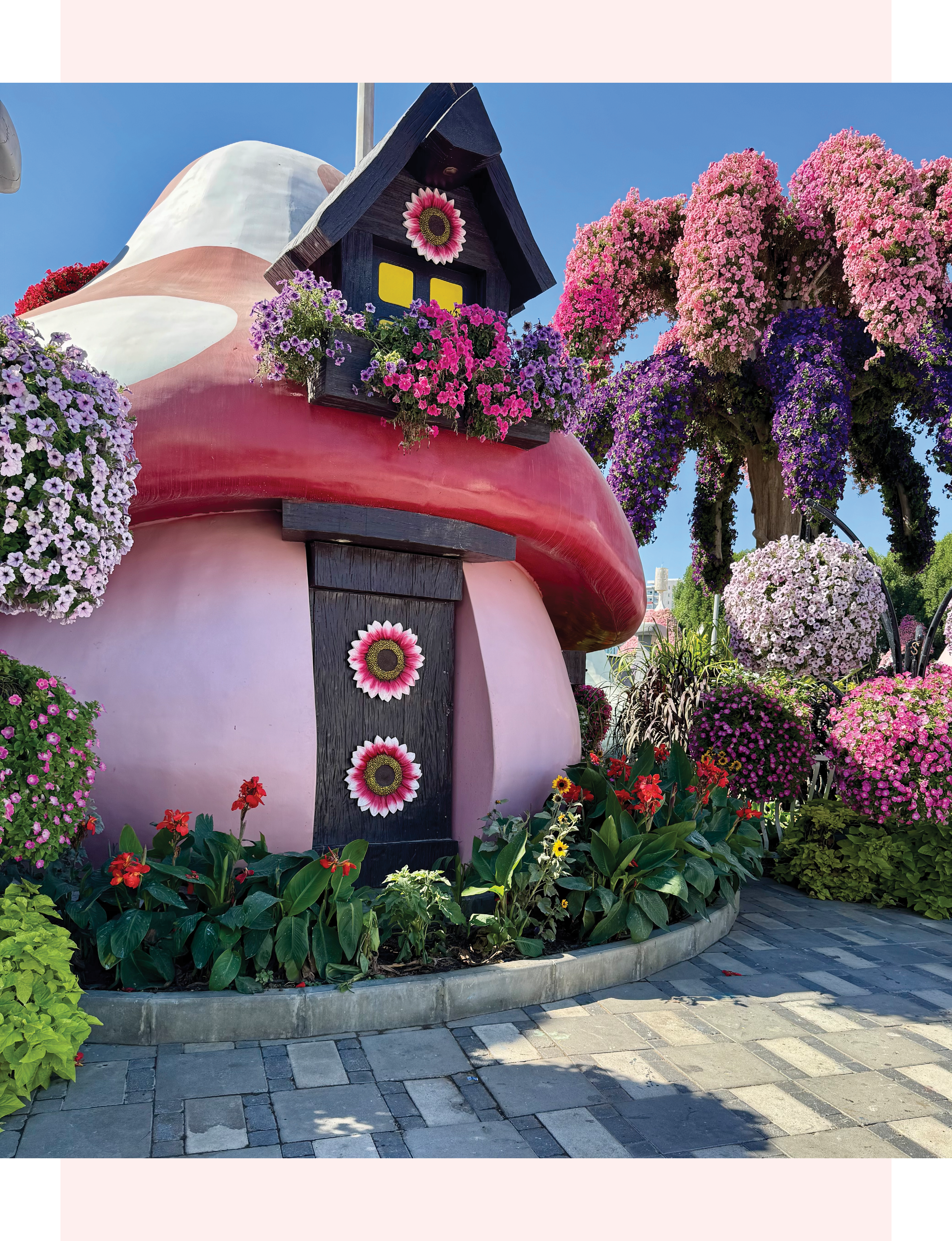 Smurfs Village at Dubai Miracle Garden