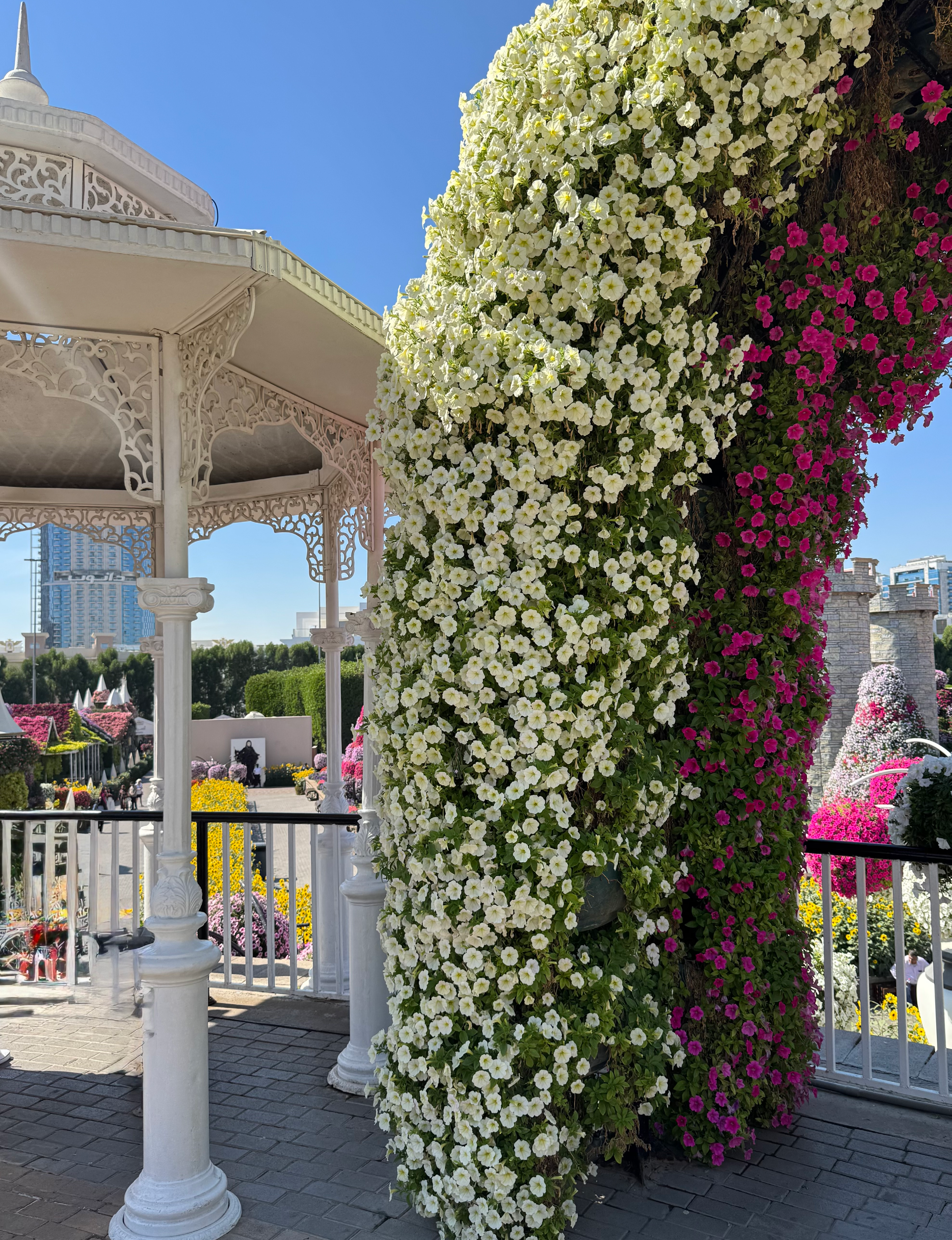 floral archway at Dubai Miracle Garden