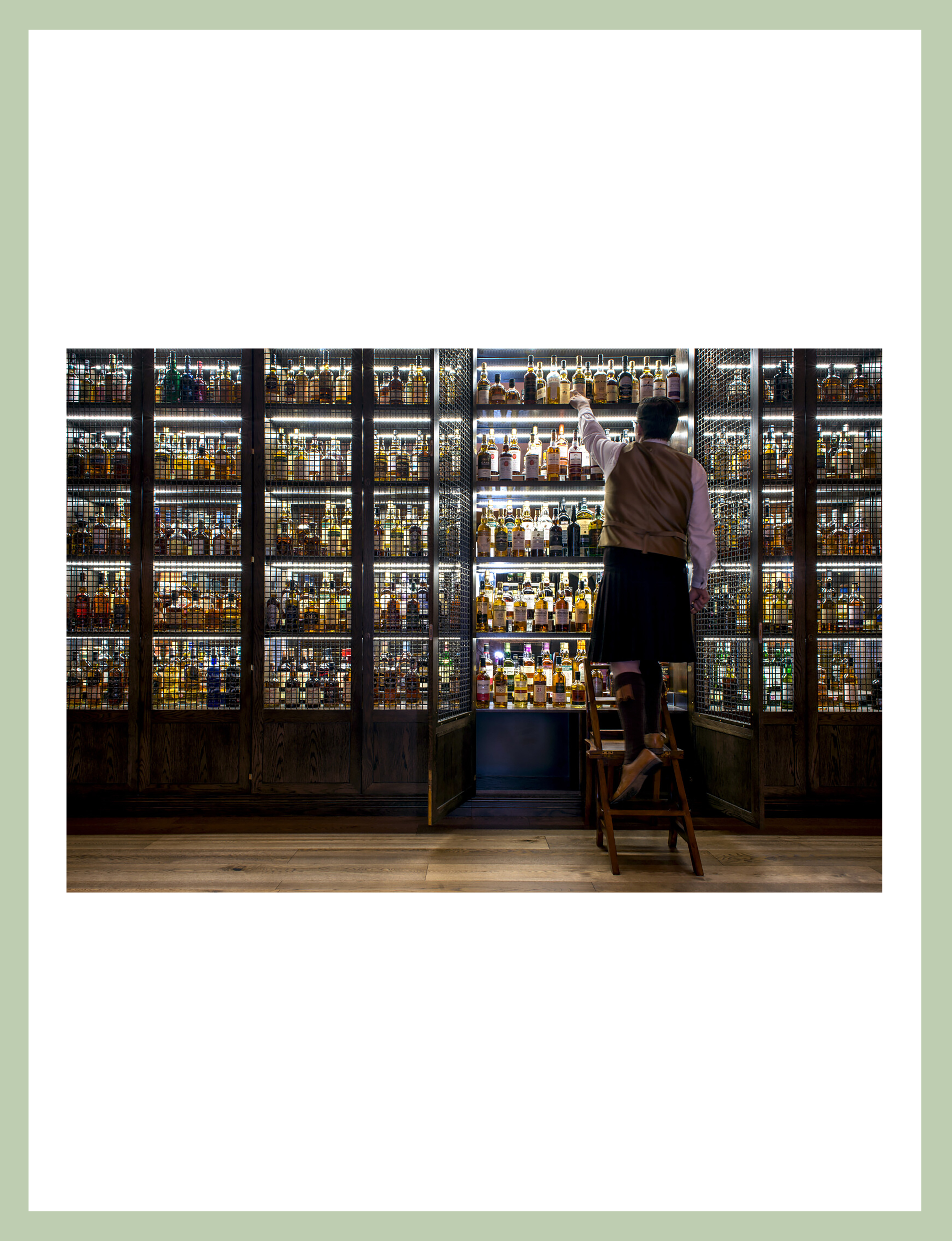 SCOTCH Whisky Bar Edinburgh Scotland, The Balmoral Hotel