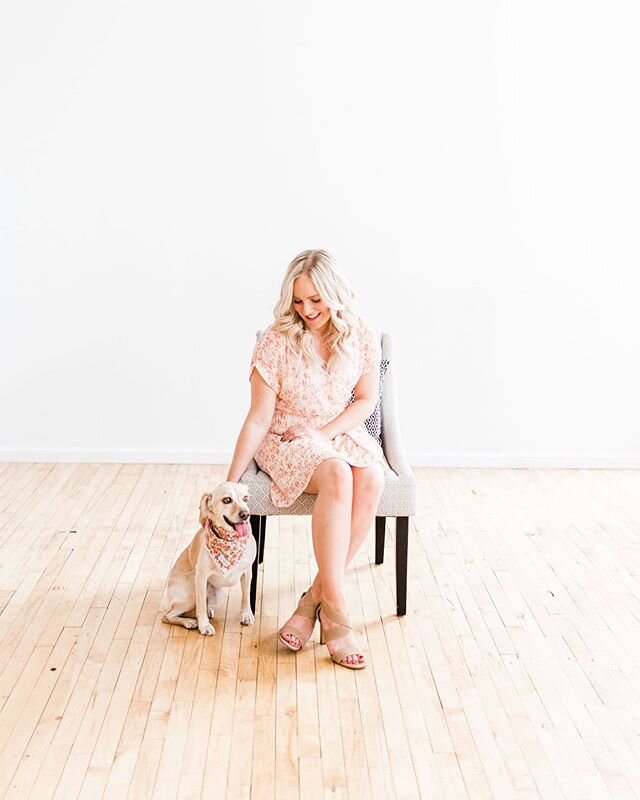 One of the positive aspects of stay-at-home orders? Dogs are getting lots of love! 😂
⠀⠀⠀⠀⠀⠀⠀⠀⠀
We miss having dogs and and their hoomans at the studio! ⠀⠀⠀⠀⠀⠀⠀⠀⠀
Photo by @katemorriscreative 💕