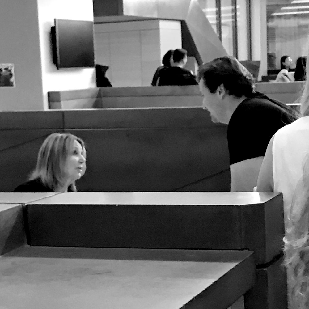 Book_Signing_1.jpg