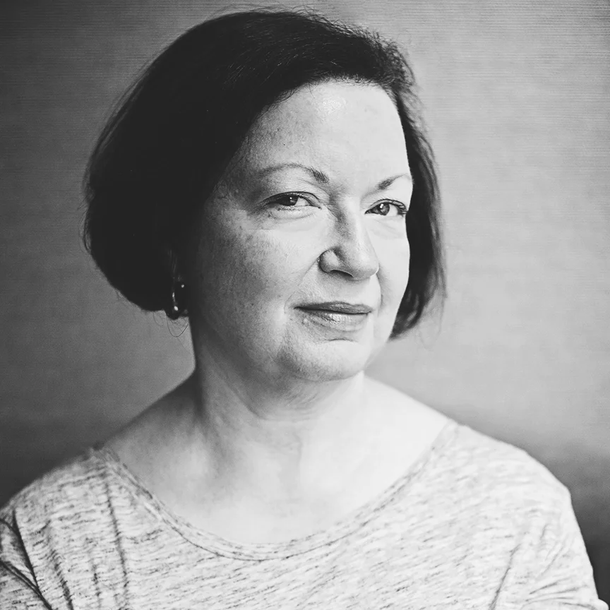 Karen Livecchia Writer & Editor