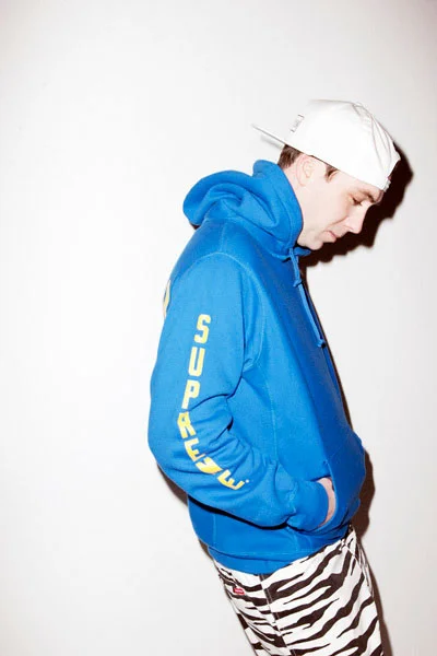 SUPREME_30.jpg