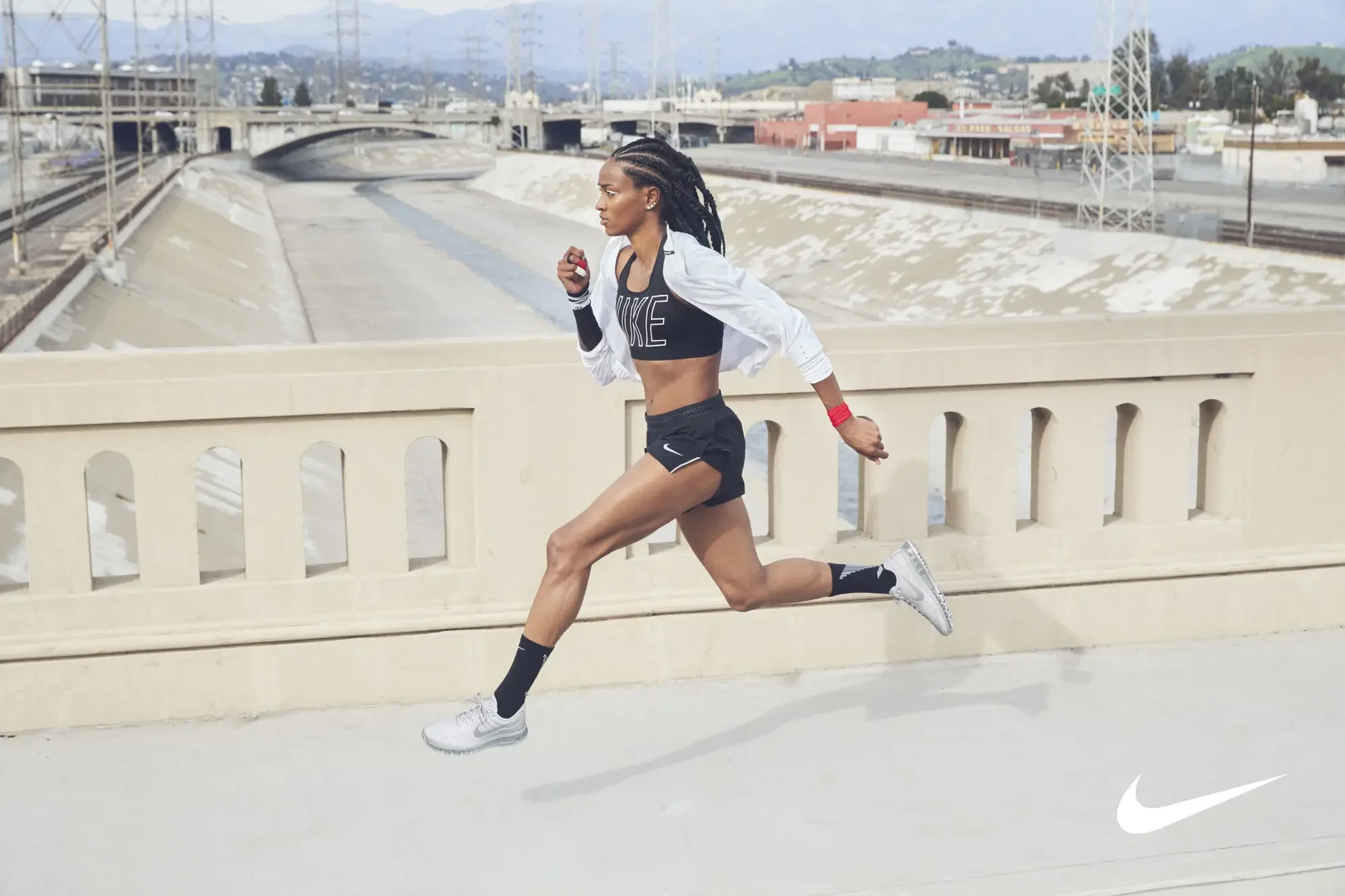 ENGLISH_GARDNER_swoosh.webp