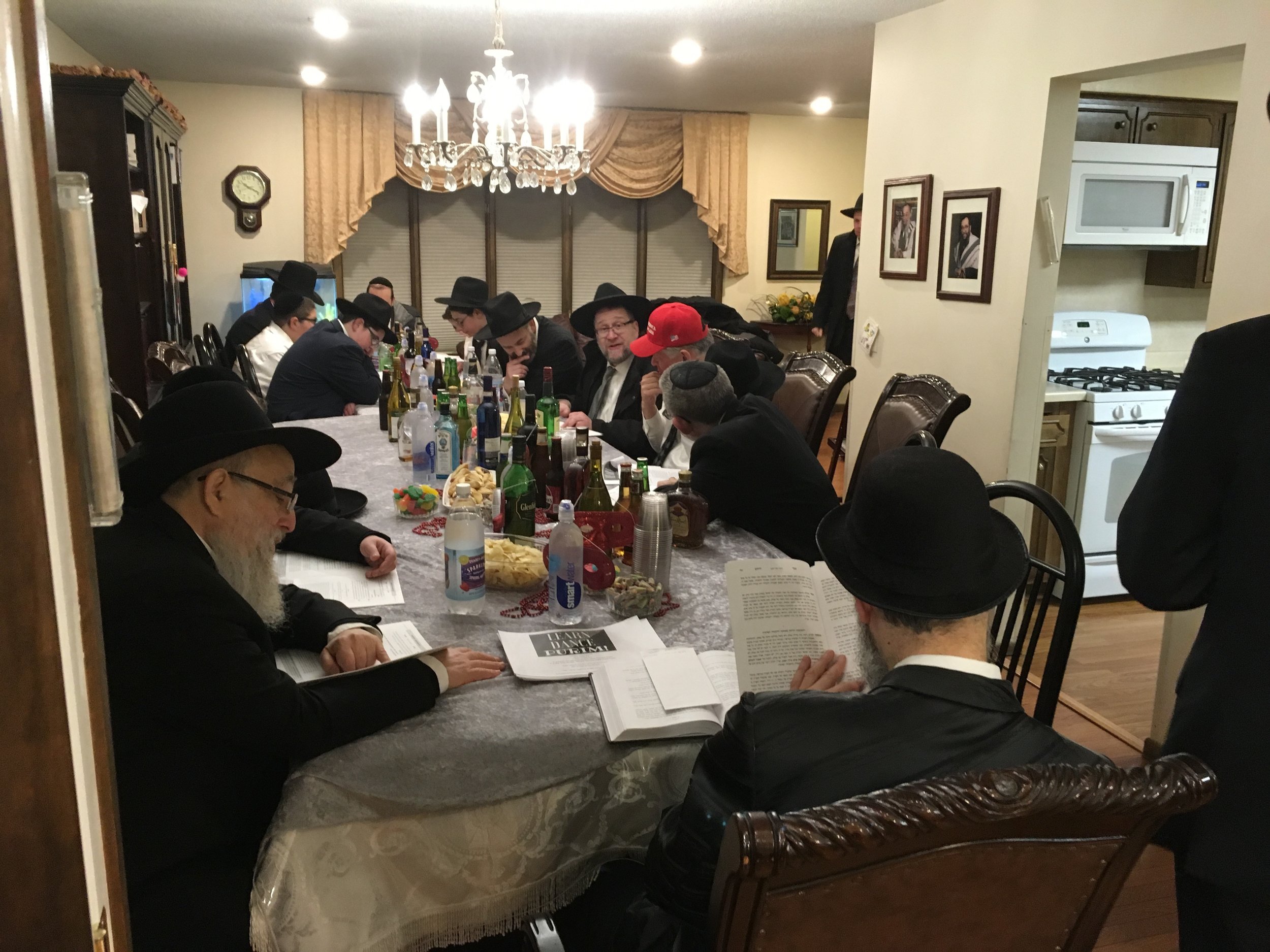 Purim night learning 7.jpg