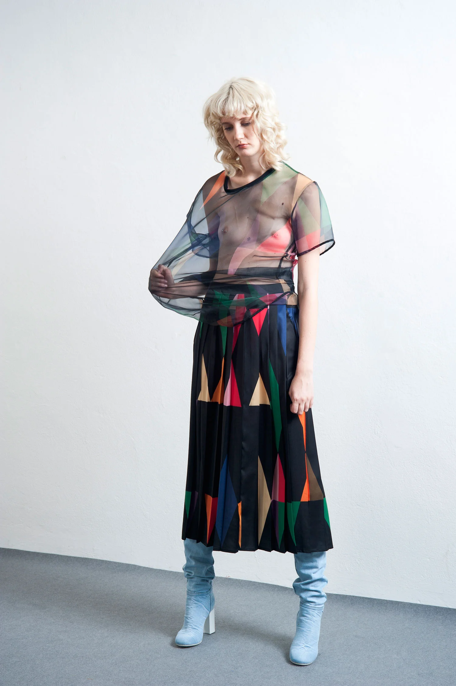 LOOK 7
