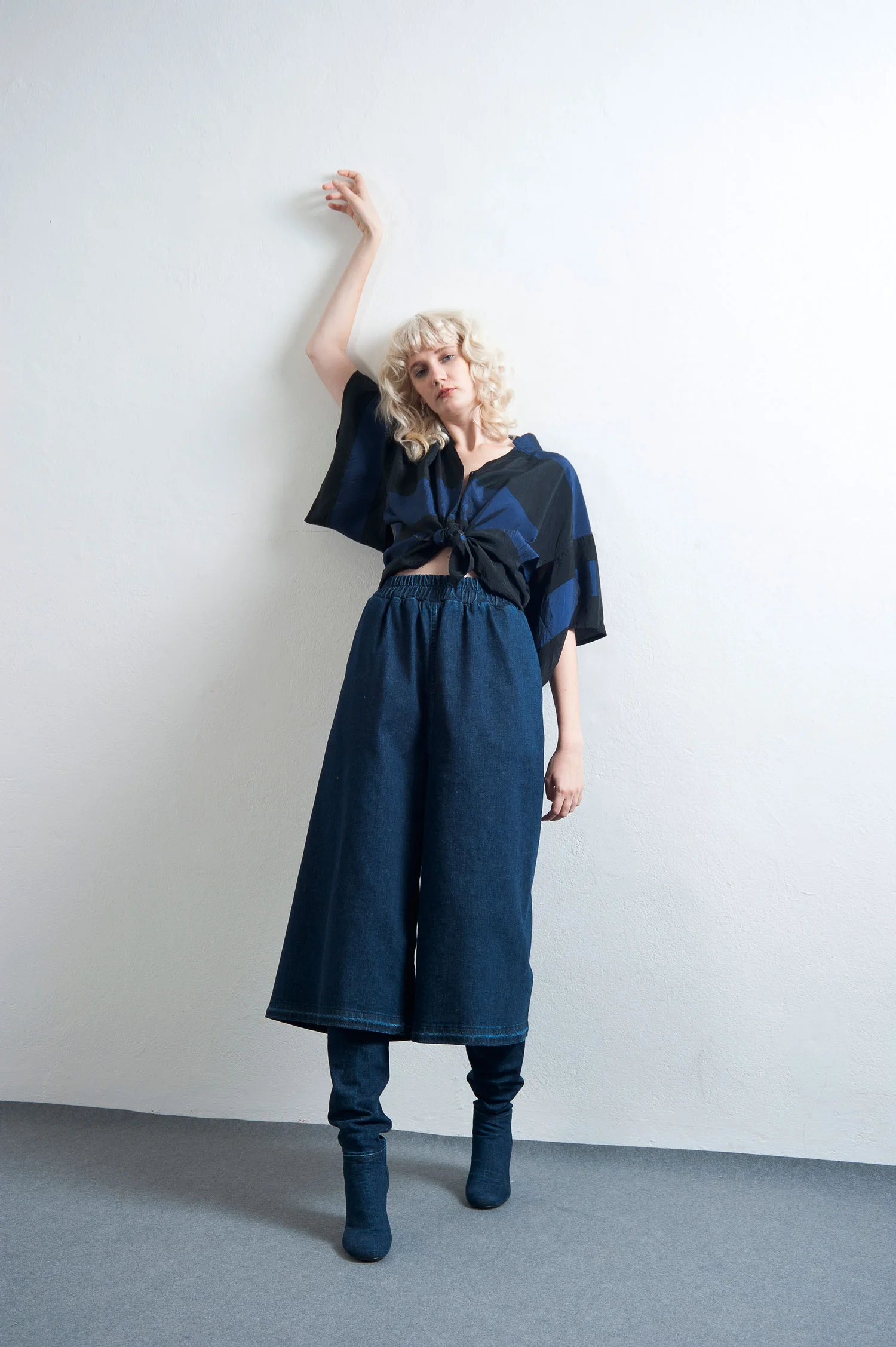 LOOK 42