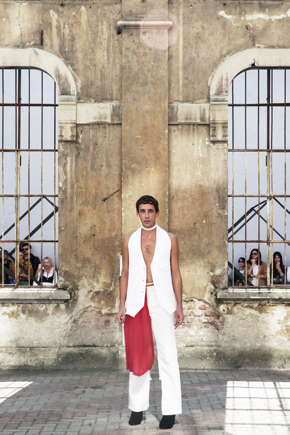 LOOK 2