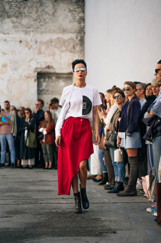 LOOK 12