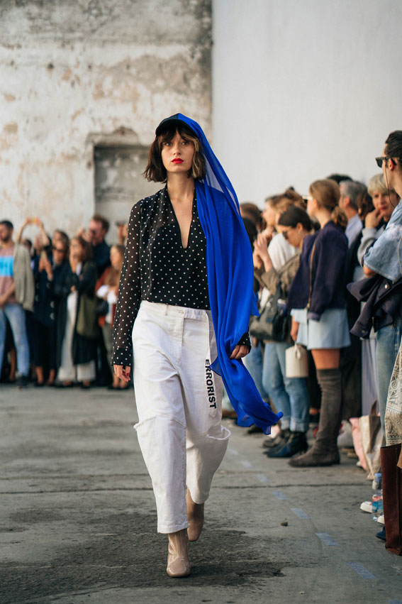 LOOK 17