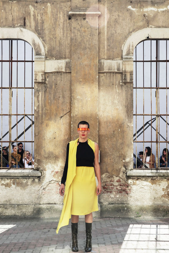 LOOK35