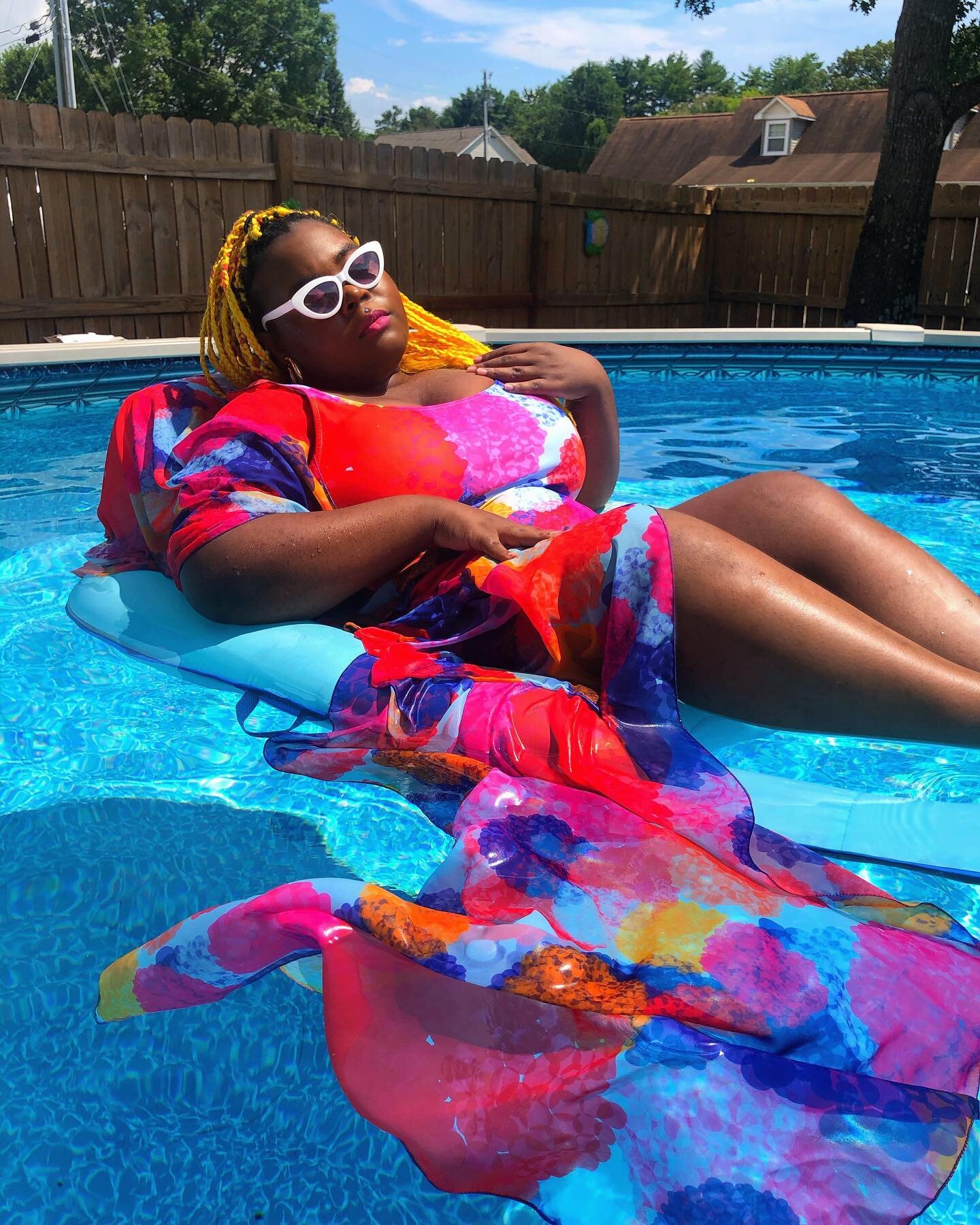 Pls @ someone who embodies this summer mood ✨

My girl @fatunicorn is wearing pieces from the upcoming @ken.drama Spring Summer 2021 collection! 💕

These pieces will be available for purchase in April BUT should I do a limited release/preorder soon?