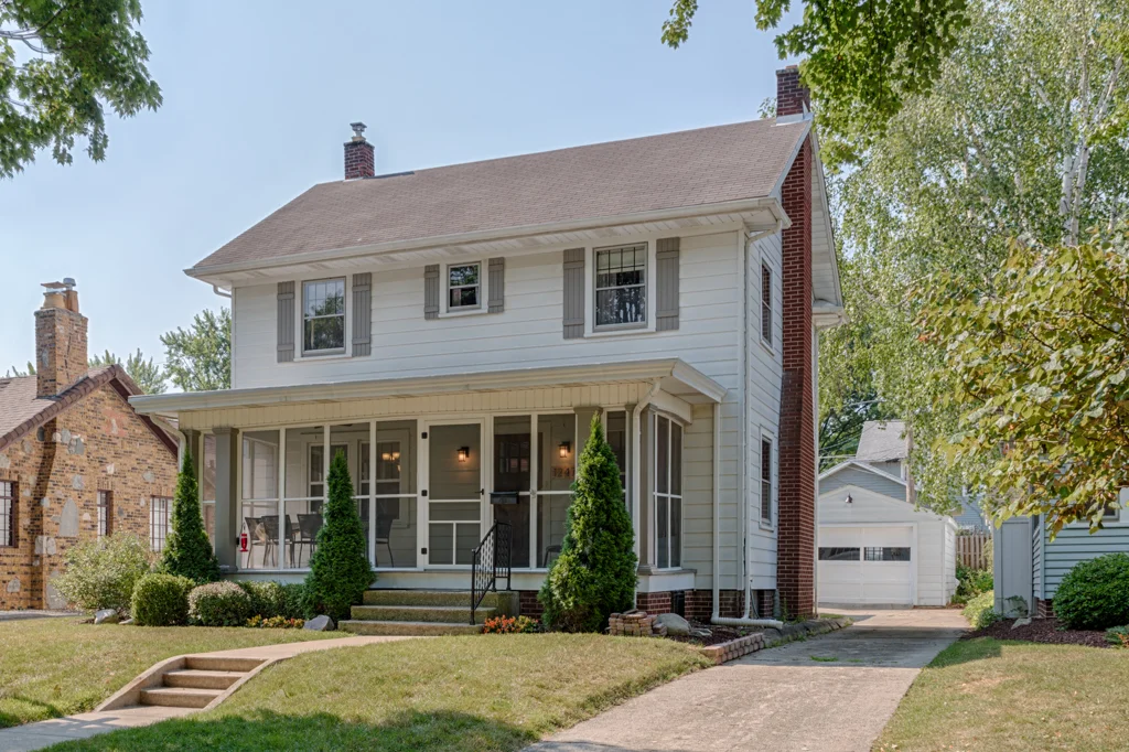 1247-Sheridan-Ct-Fort-Wayne-IN-46807-102.jpg