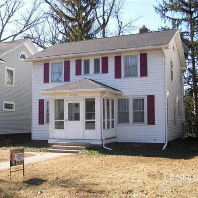 4328 Tacoma Avenue - SOLD 5/2/11 Represented: Seller Days on Market: 33 Percentage List to Sales Price: 102% Sale Price: $81,400