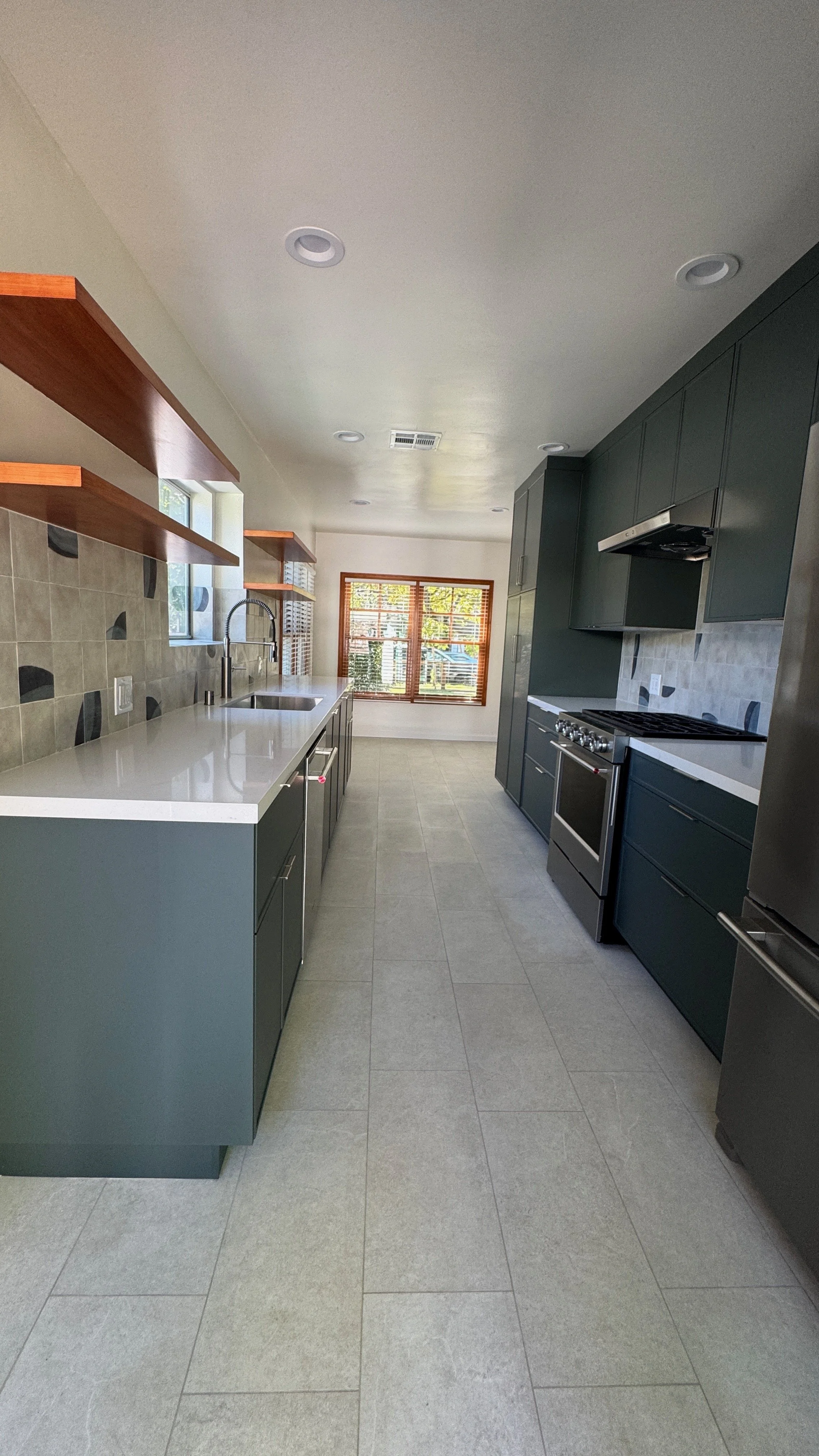 fullviewofkitchenfromrear.jpeg