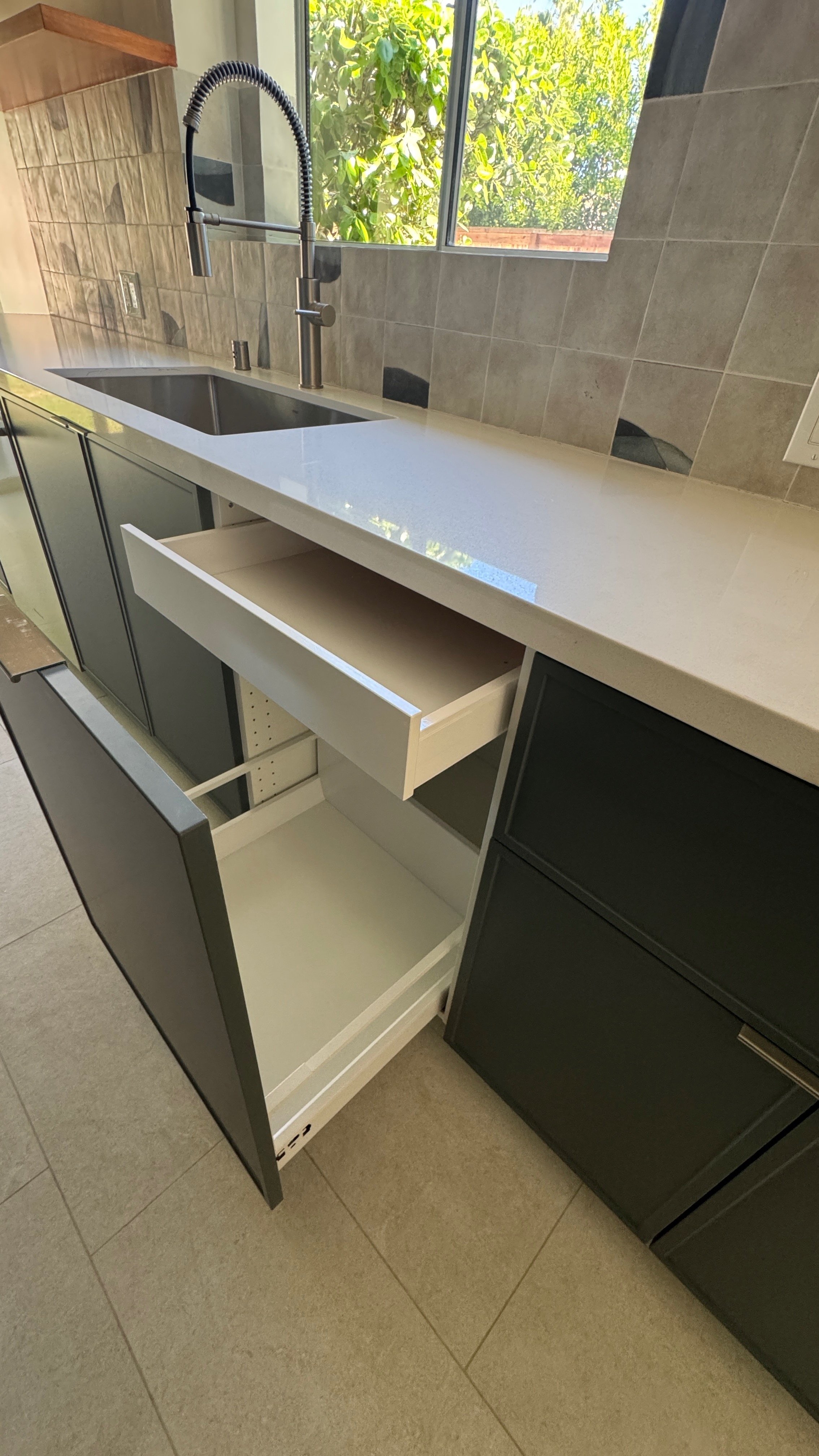 kitchentrashstorage.jpeg