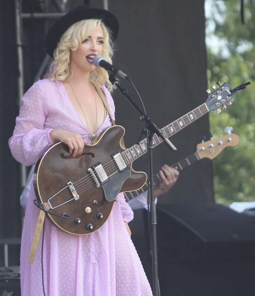 Elizabeth Moen Photo by Sarah Poultney