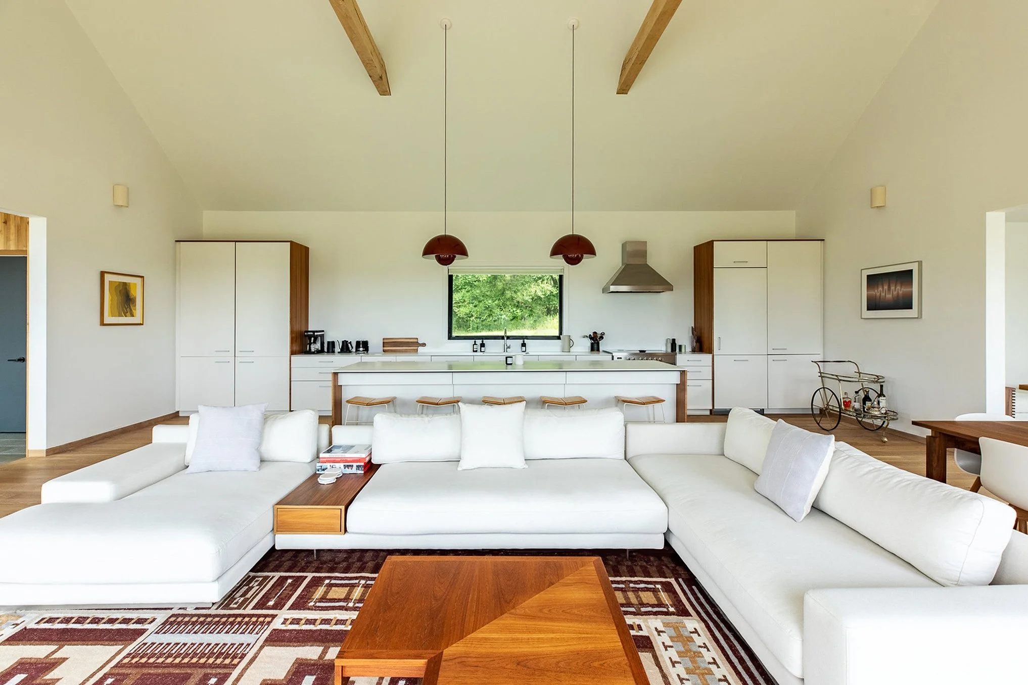 03 - Interior of Living Room from West.jpg