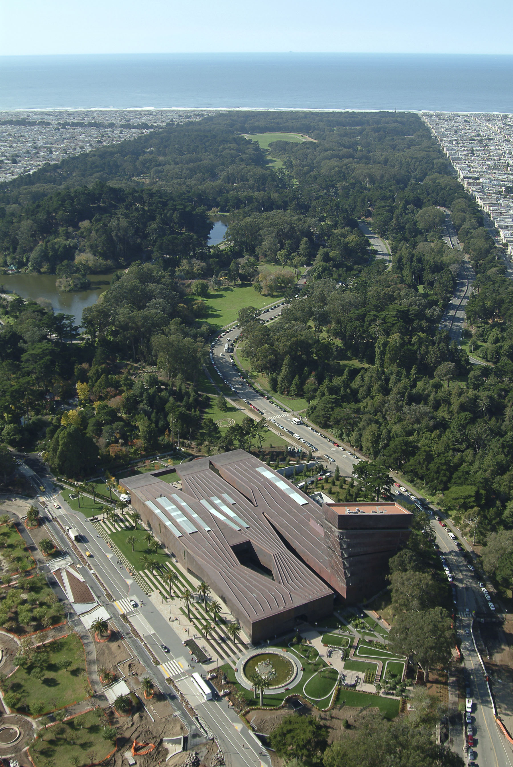  DE YOUNG MUSEUM GARDENS  SAN FRANCISCO, CA  