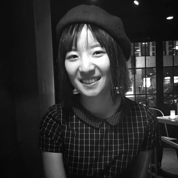 Yujia Liu Yujia is a recent graduate of SVA's BFA in Animation & Interactive Technologies. Her thesis work explored how the narrative, immersive and interactive qualities of Mixed Reality can work as a learning and research tool to benefit young people and educational institutions. She leads a team consisting of an animator, interior designer, UX designer and programmer to define the new role of Virtual and Augmented Reality in the educational and medical spaces. Website: gamabay.com Instagram: @ gamabay