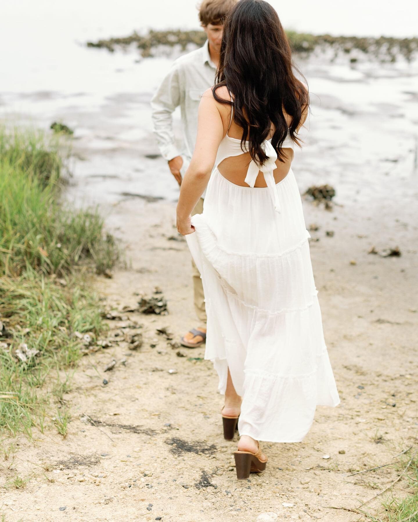 The unexpected, unposed little moments in-between are my personal favorite. 
Capturing a moment, capturing a feeling.

.
.
.
.
.
#bestofgainesville #gainesvilleweddingphotographer #gainesvilleengagementphotographer  #alwaysfollowlove #ncweddingphotog