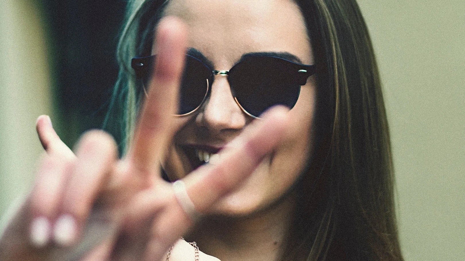 people-2562010_1920.jpg