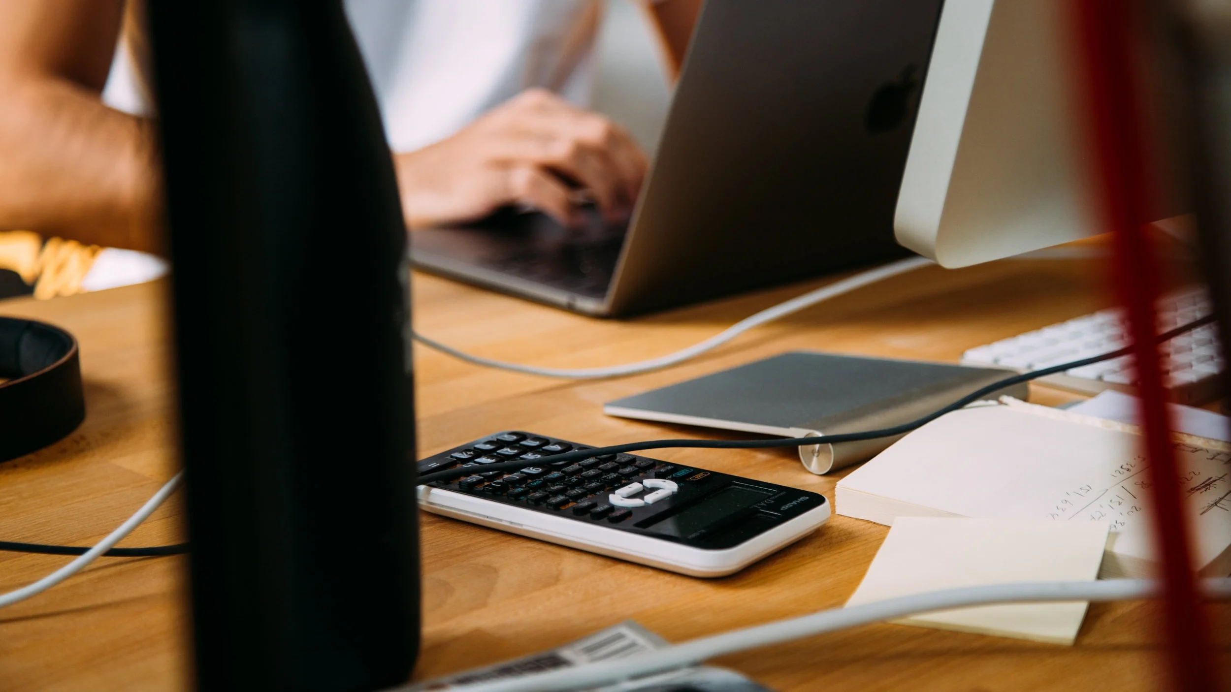 How Small Business Owners Can Benefit From a Virtual Bookkeeper