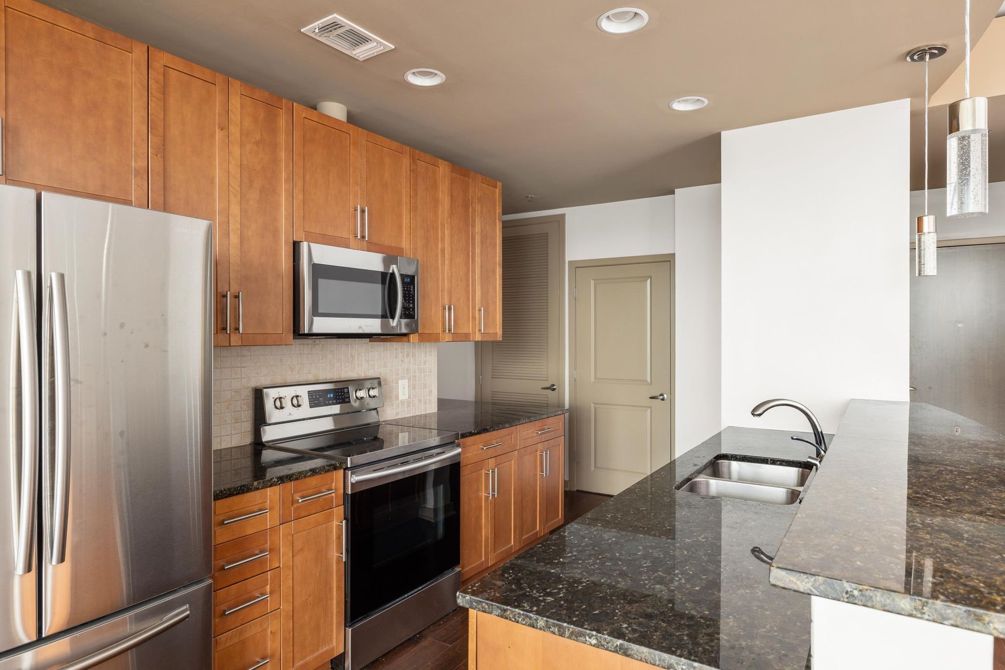 8-web-or-mls-20250618_855peachtree_mac022.jpg