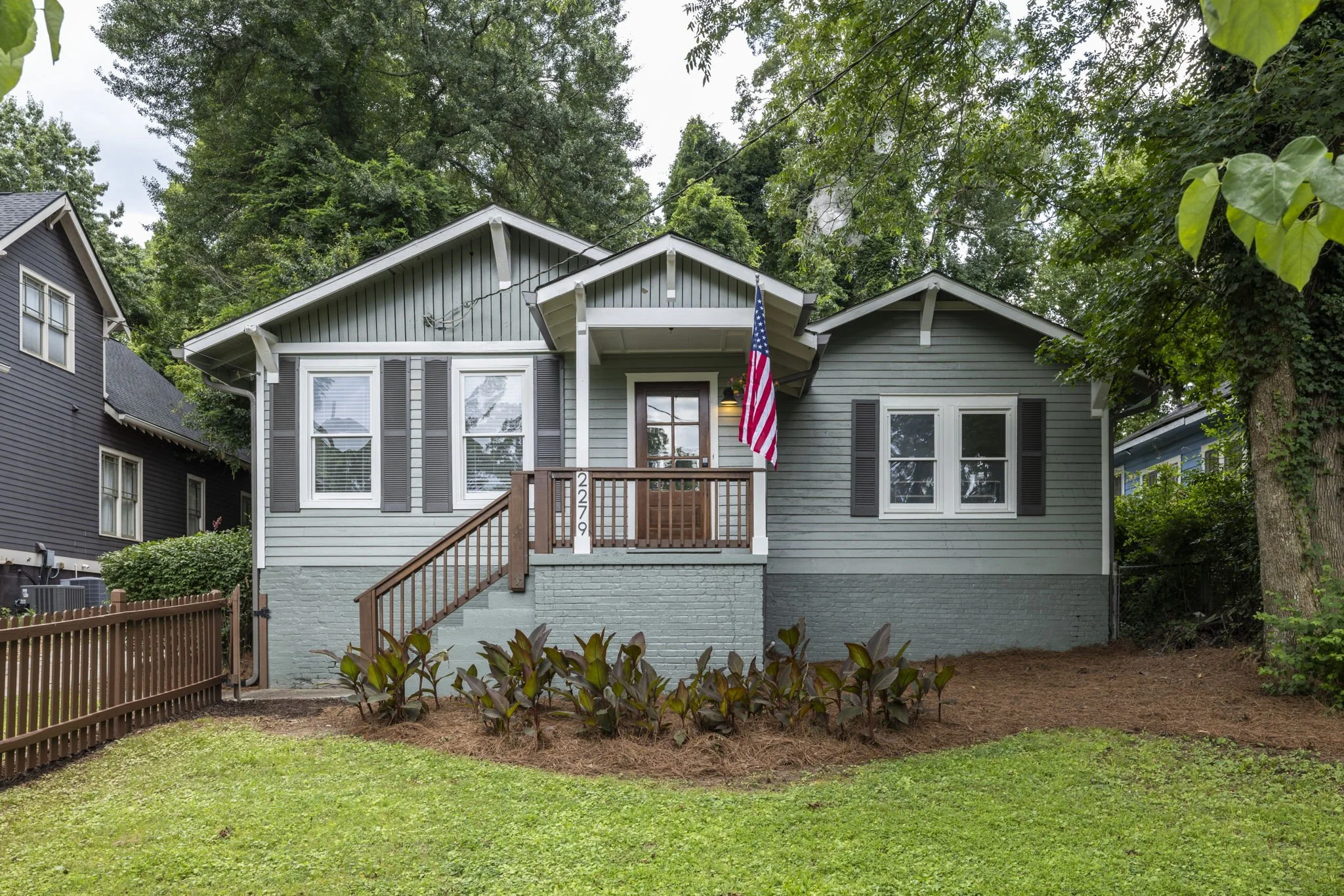 2279 Sutton Street SE // Kirkwood