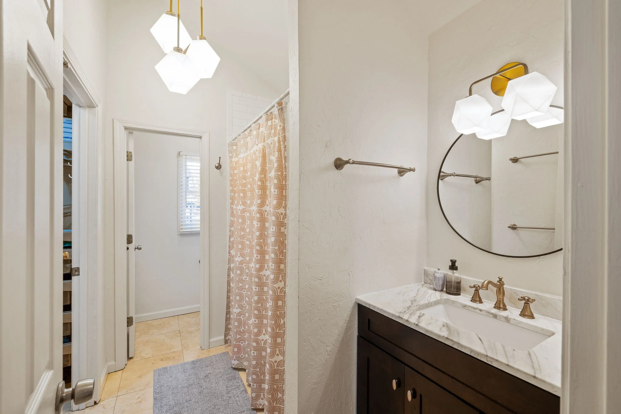 23-web-or-mls-20251001_216sisson_mac071.jpg