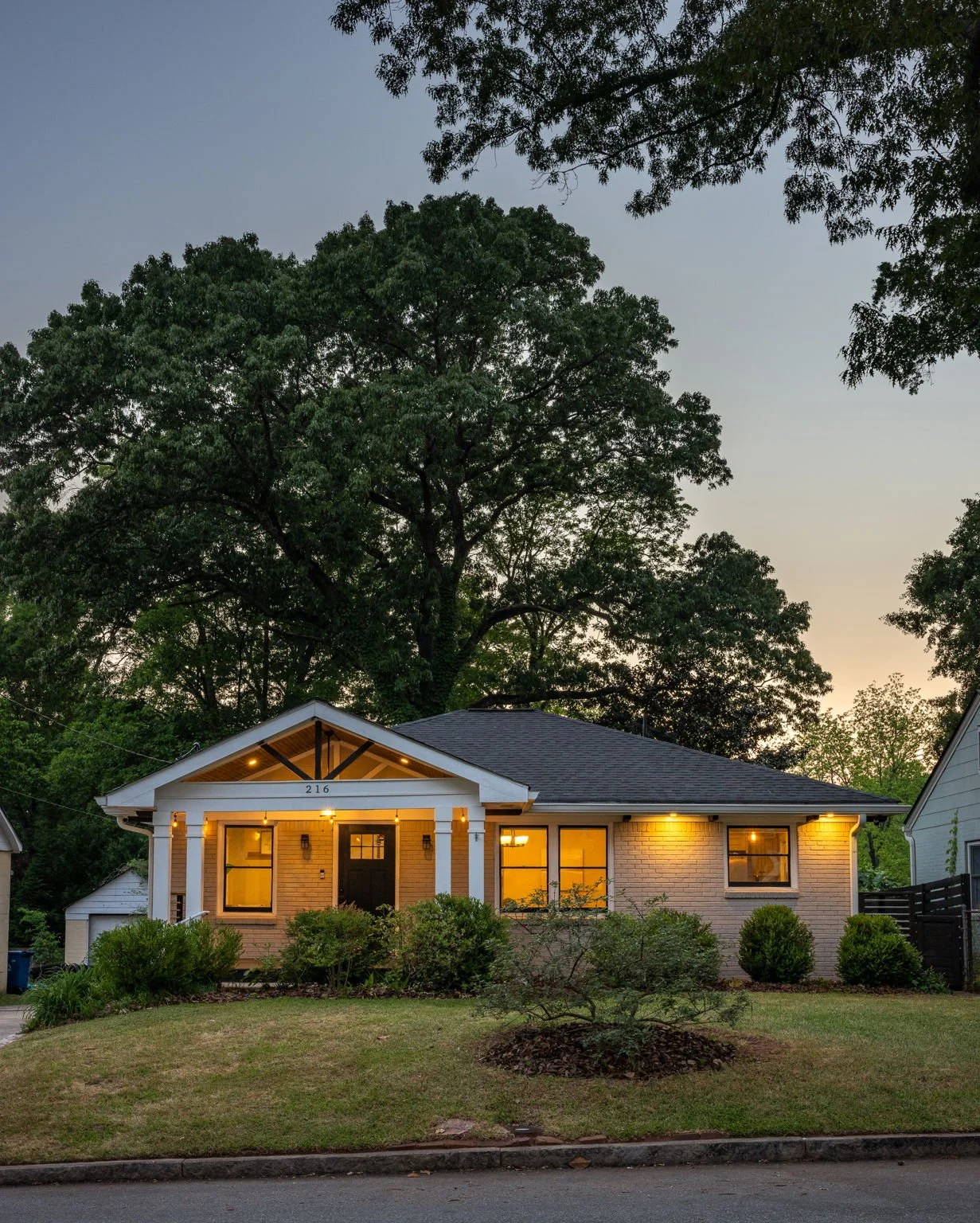3-web-or-mls-20260423_216sisson_mac174.jpg