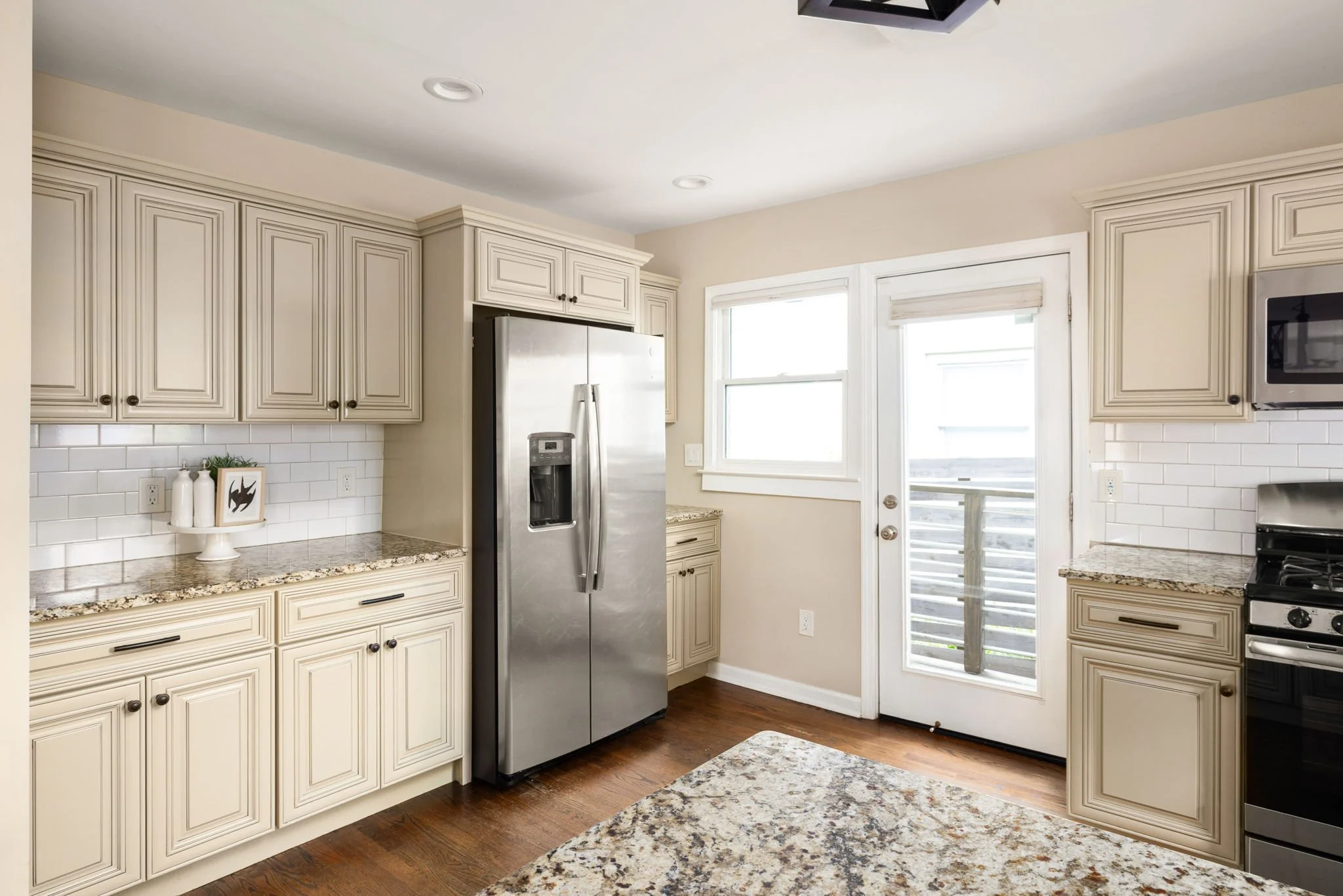 12-web-or-mls-20260423_216sisson_mac009.jpg