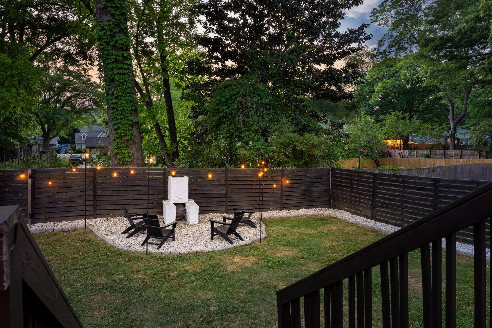 32-web-or-mls-20260423_216sisson_mac195.jpg
