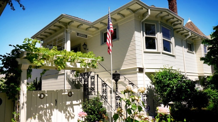 1333 Weber Street, Gold Coast, Alameda Listed for $1,295,000 REPRESENTED THE BUYER
