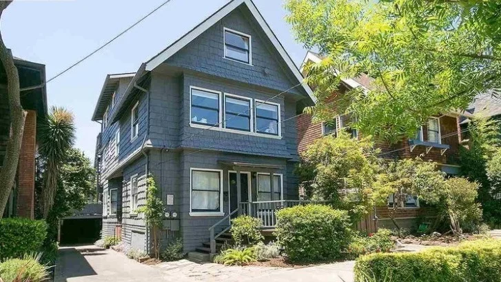 2906 Hillegass Street, Berkeley Listed for $1,250,000 | 6 offers REPRESENTED THE BUYER