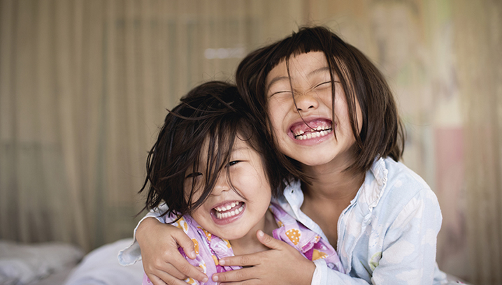 Sister hug3_GS1717786_LOW_SLICE.jpg