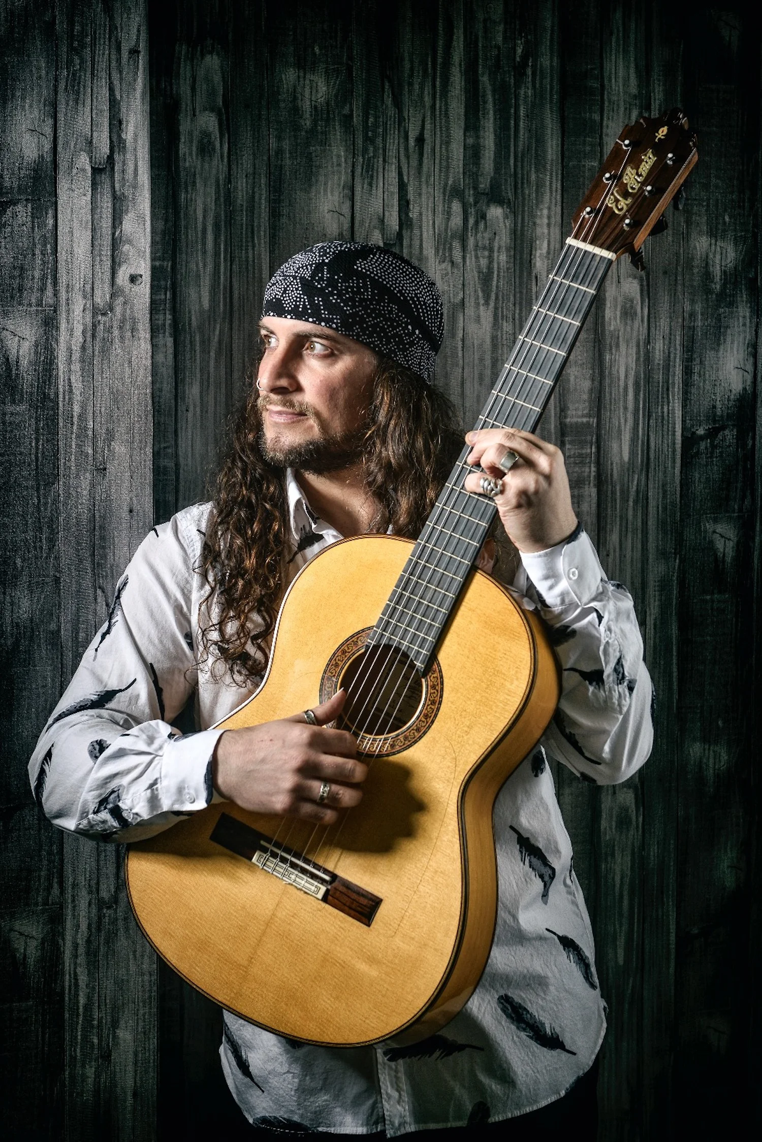 Amir John Haddad by Juanma Sierra.