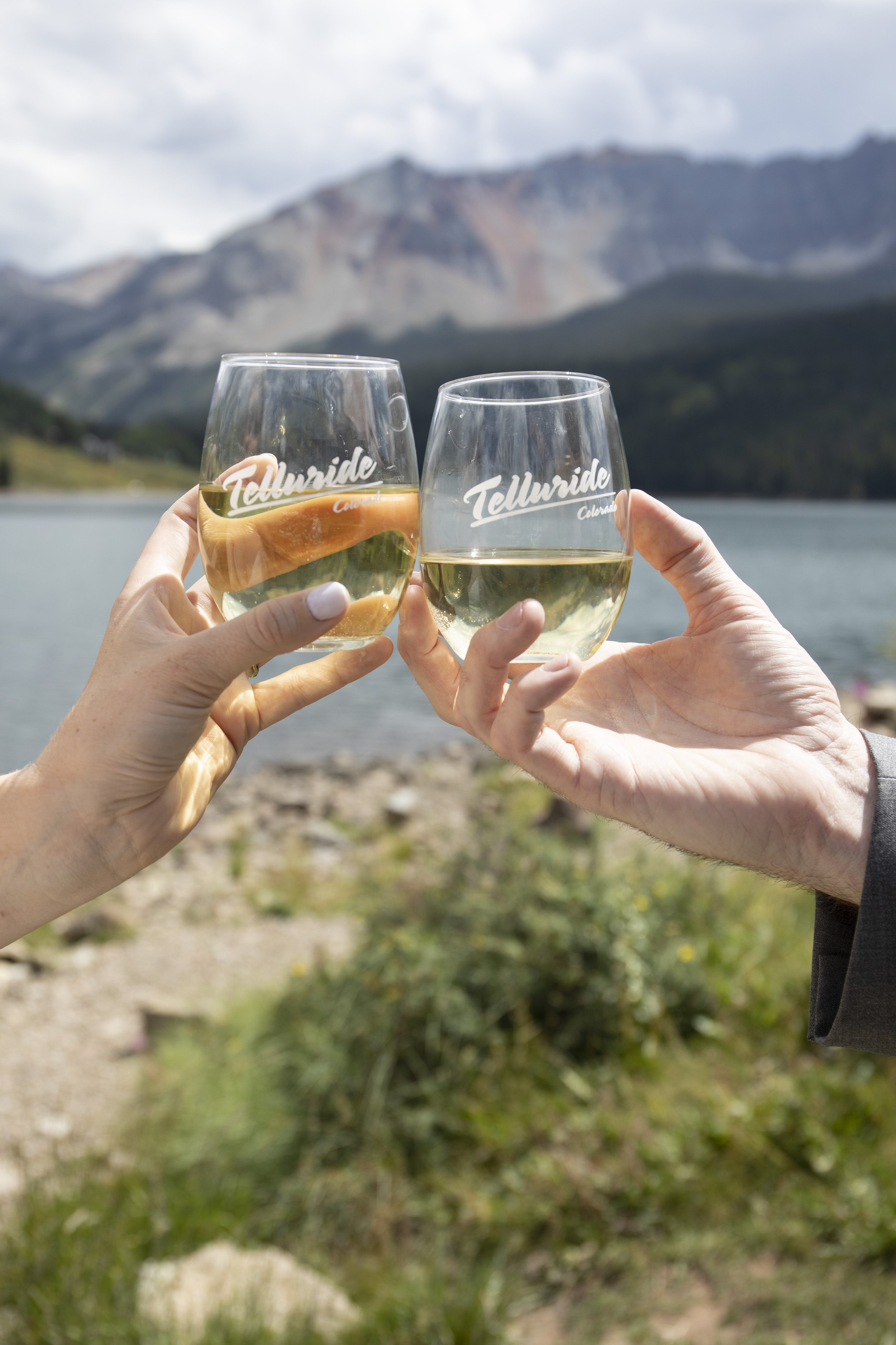 Trout Lake Summer Elopement