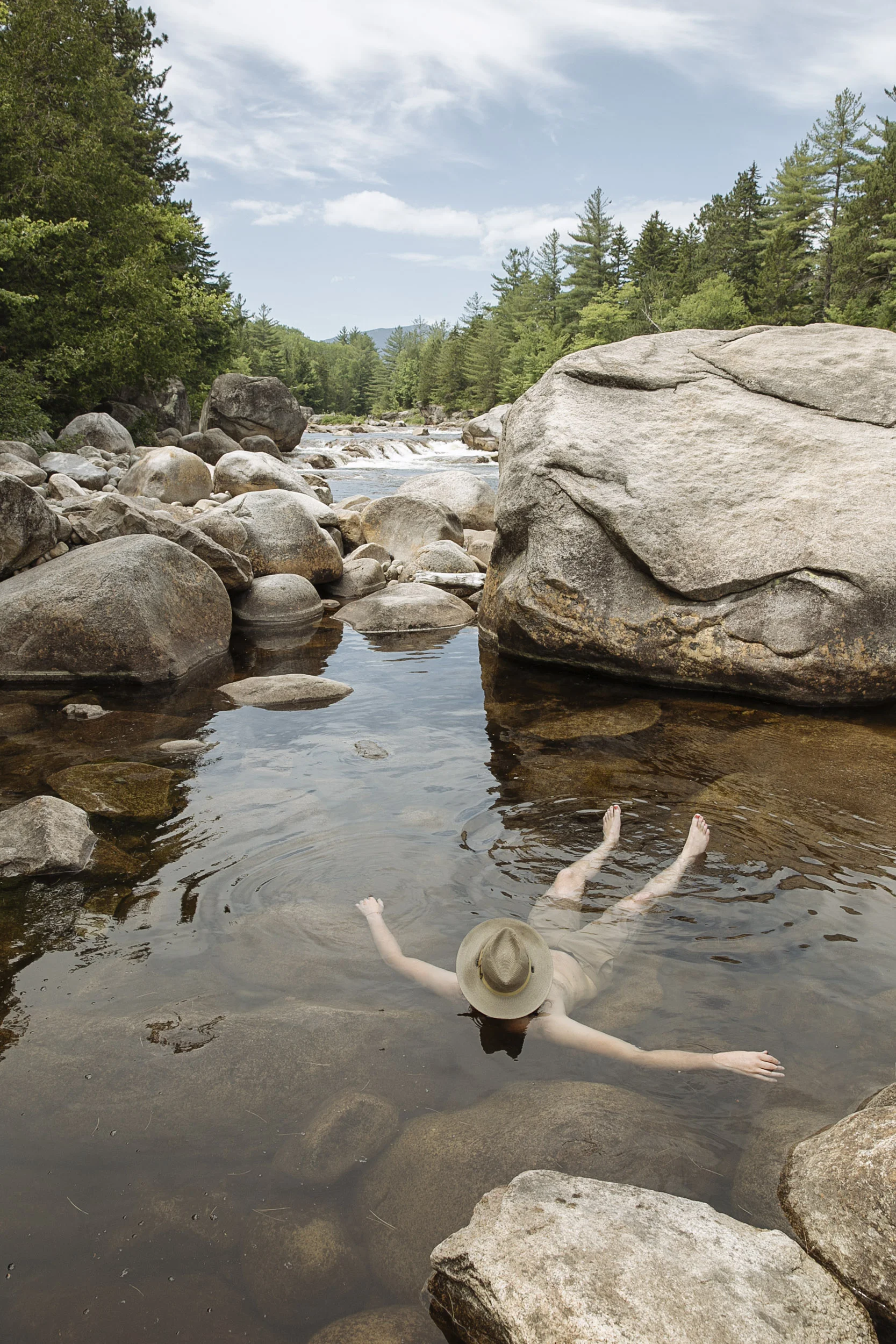 041_LG1661_DownEast_NorthWoods_1308.jpg