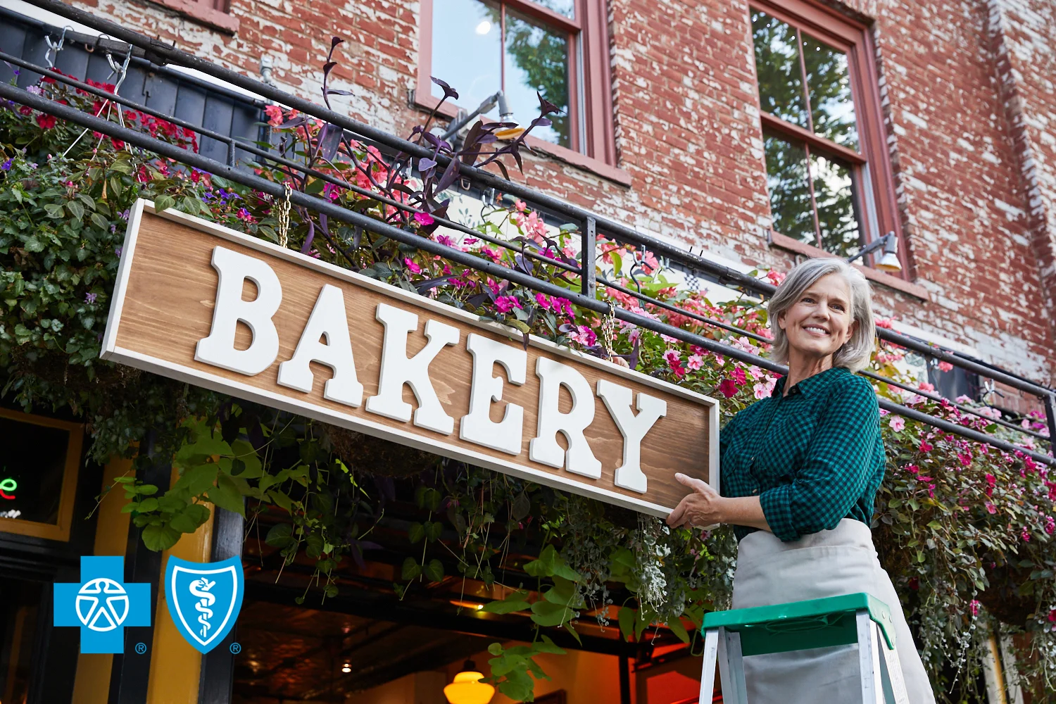 35915_Day_02_Shot_10_Bakery_Sign_040.jpg
