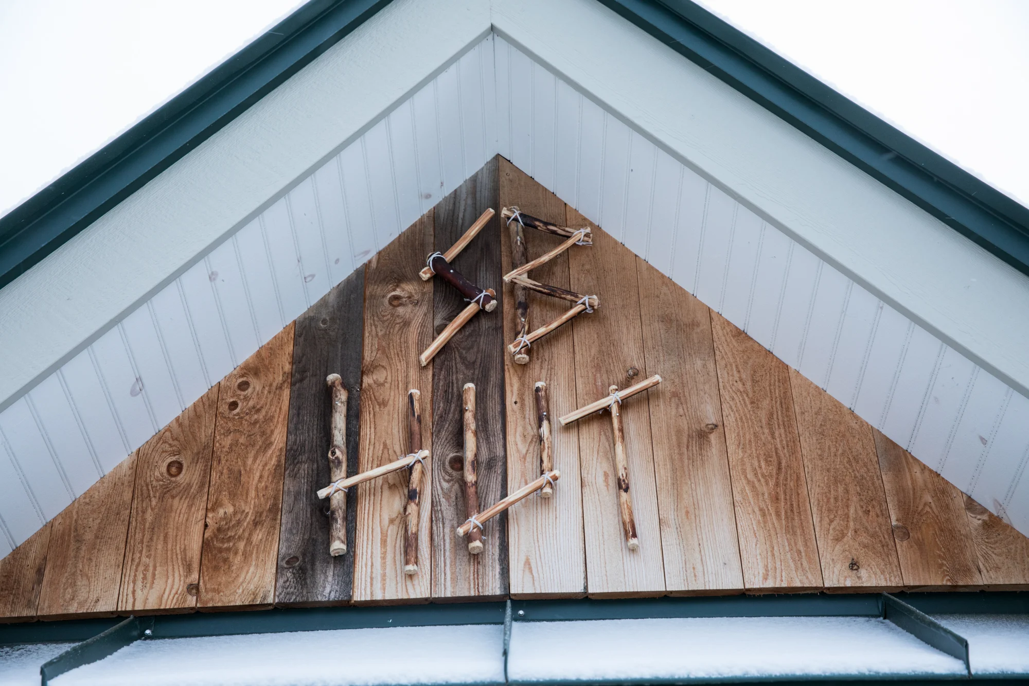 LOG_Website_2018_SpecialGalleries_MaineHuts_014.jpg