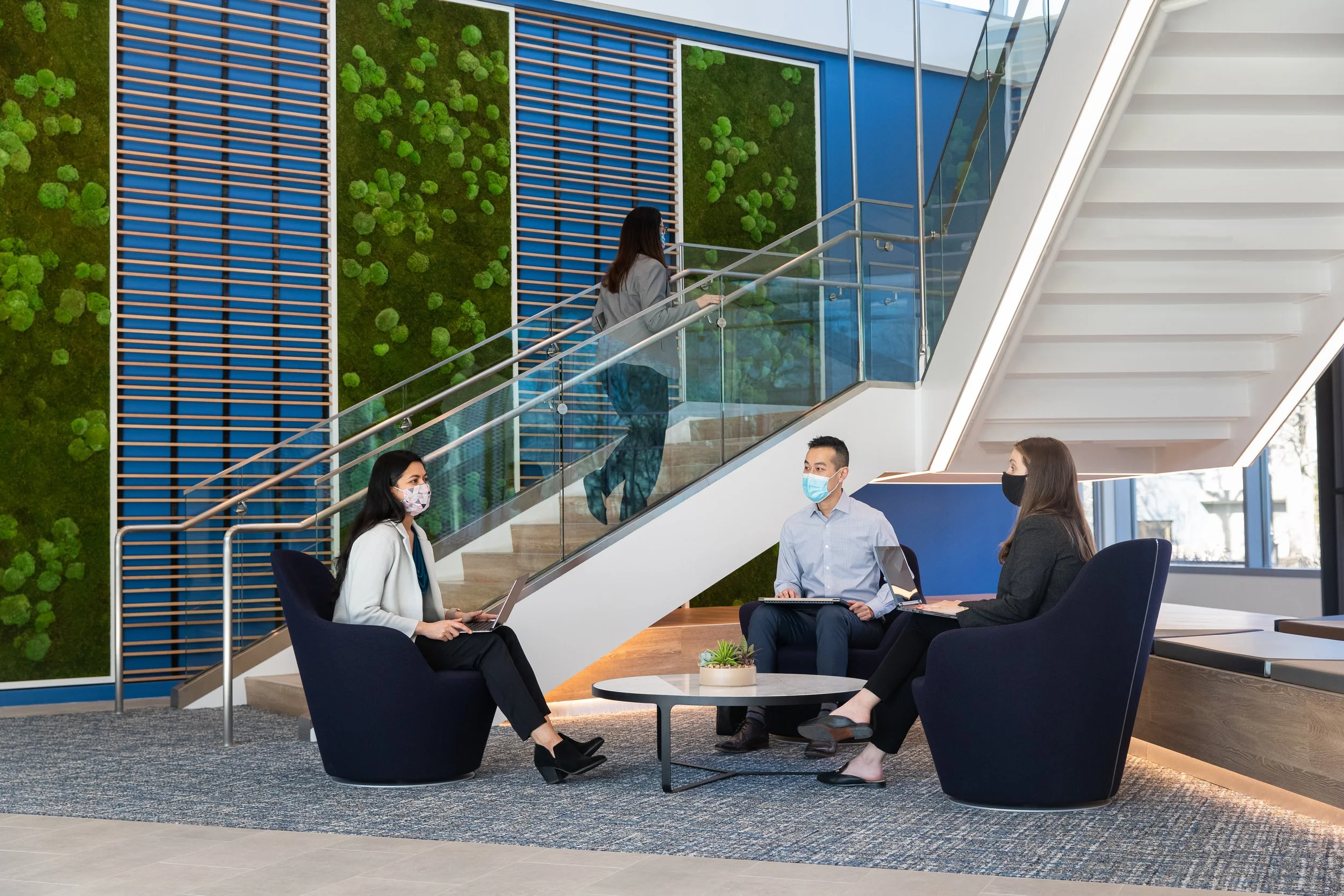 log_21336_ADI_Shot_01B_Entrance_Coffee_Table_00568-Edit.jpg