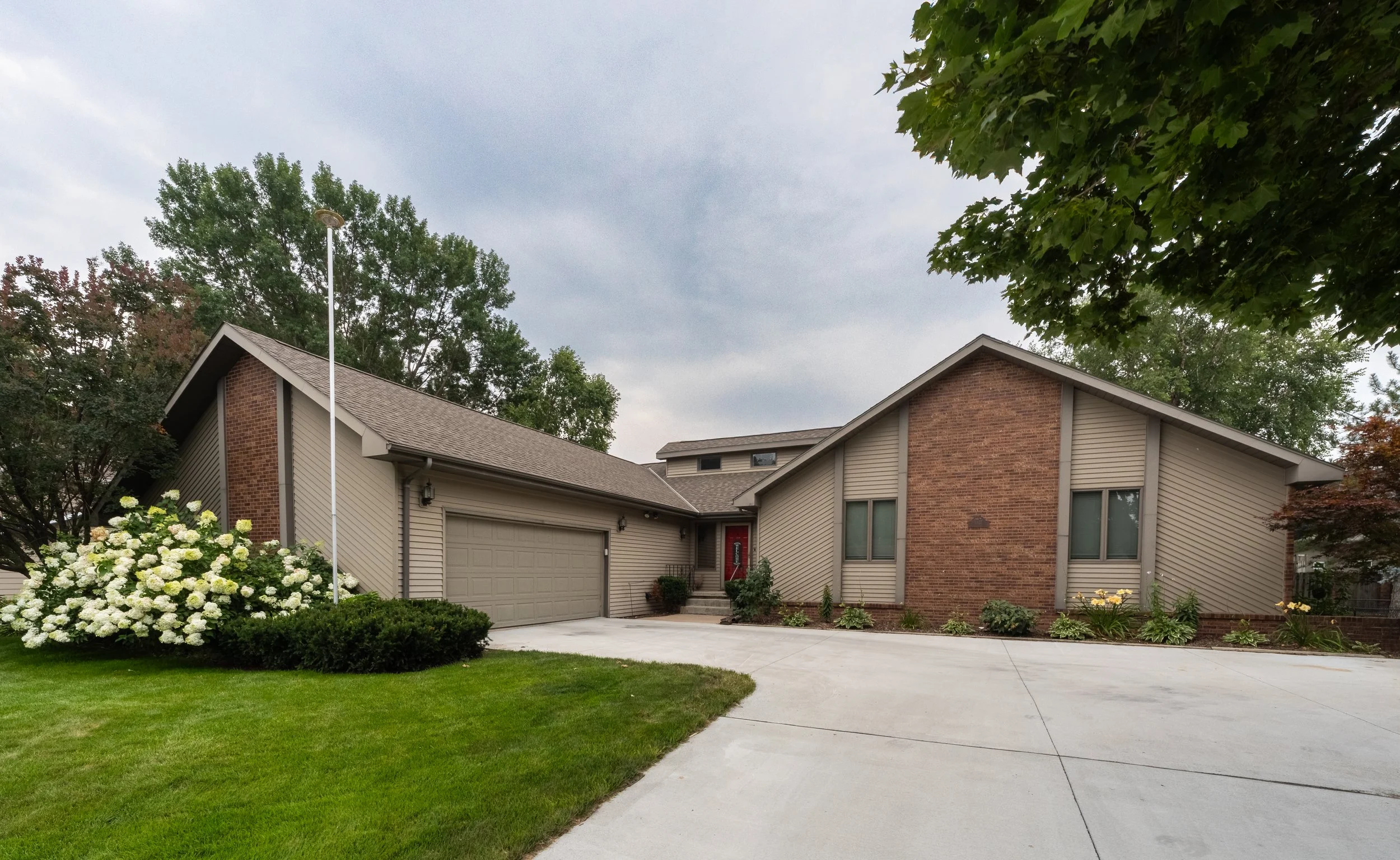 05_3127 Woodridge Blvd-draephotography.jpg